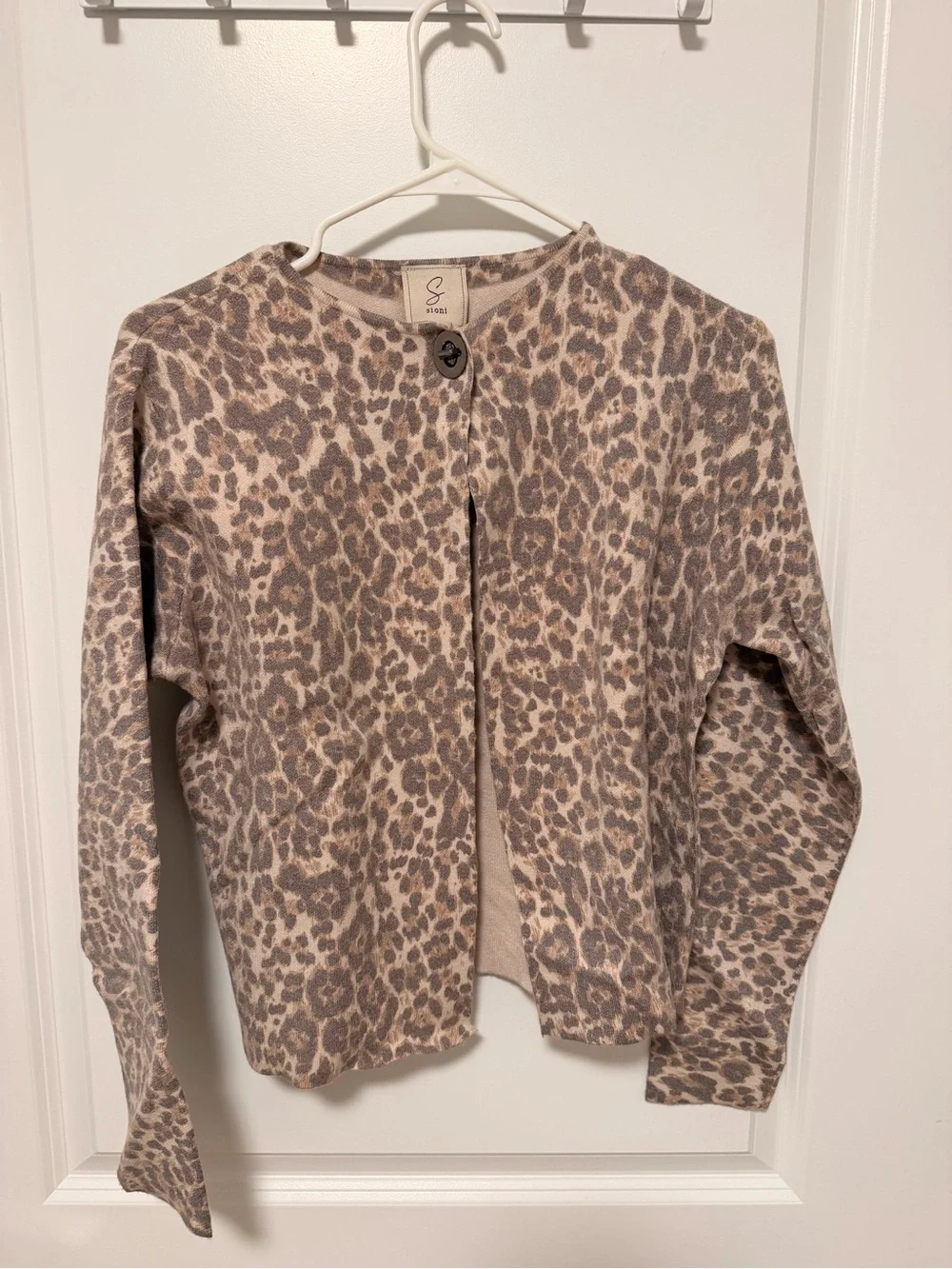 Sioni Leopard Print Crewneck Clasp Cardigan - Taupe